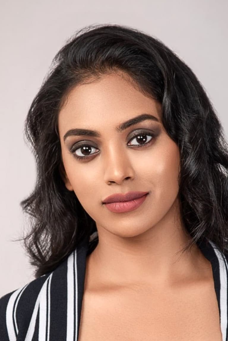 Actor Kamakshi Bhaskarla