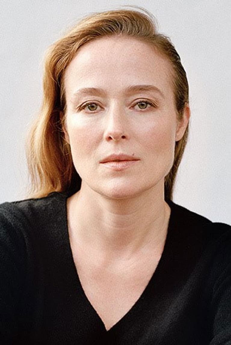 Actor Jennifer Ehle