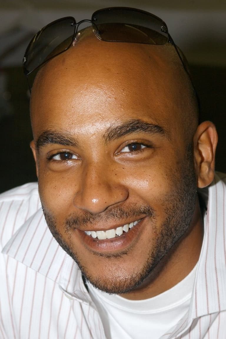 Actor Cirroc Lofton