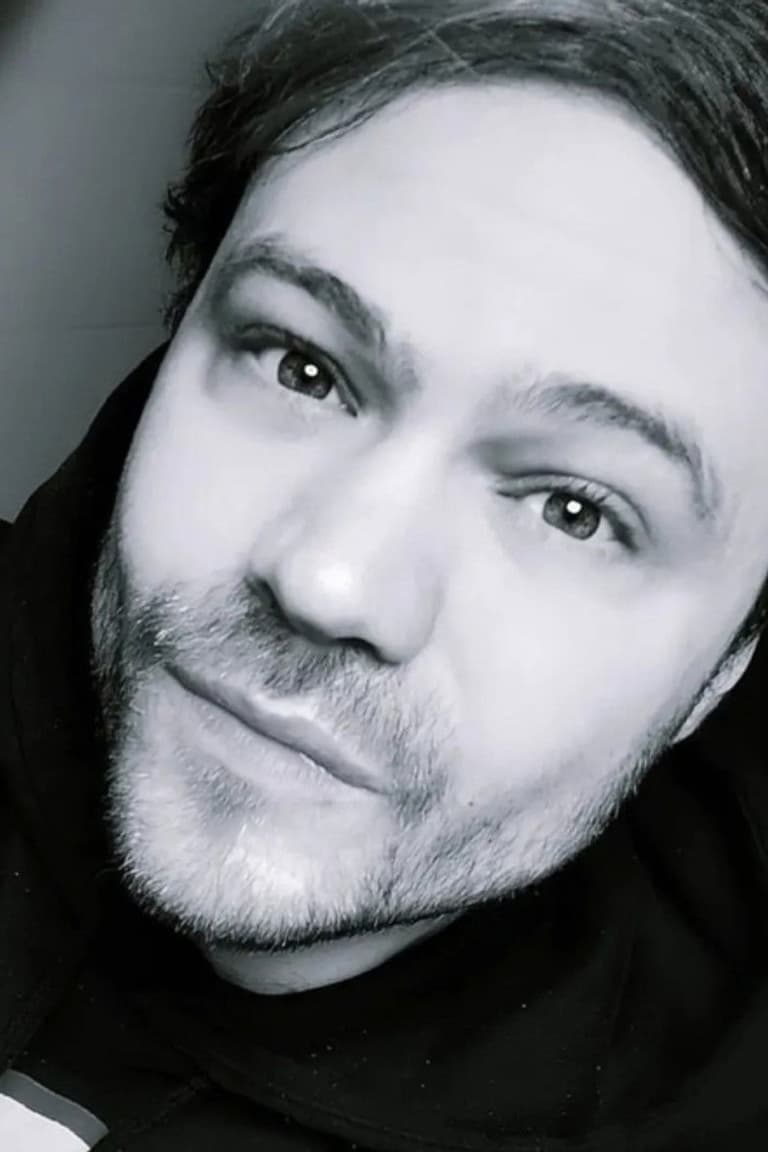 Actor Alan Aubert-Carlin