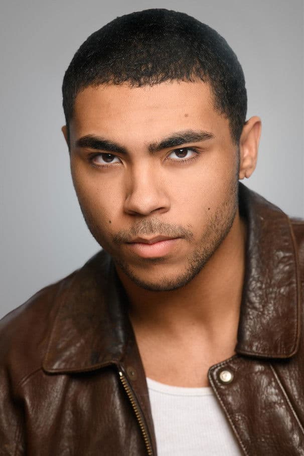 Actor Xavier Carter