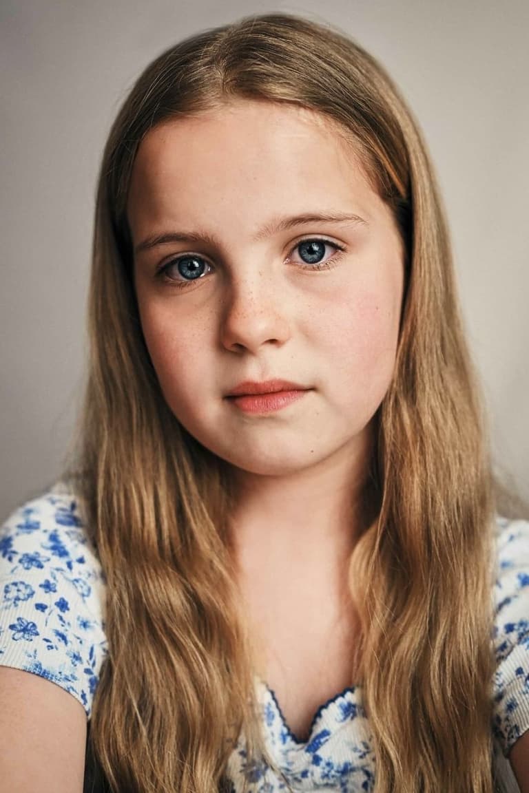Actor Molly Cartwright
