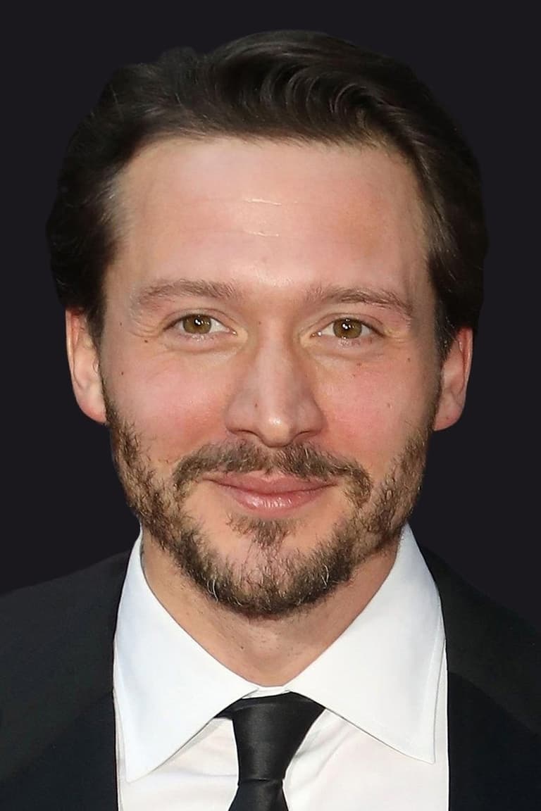 Actor David Oakes