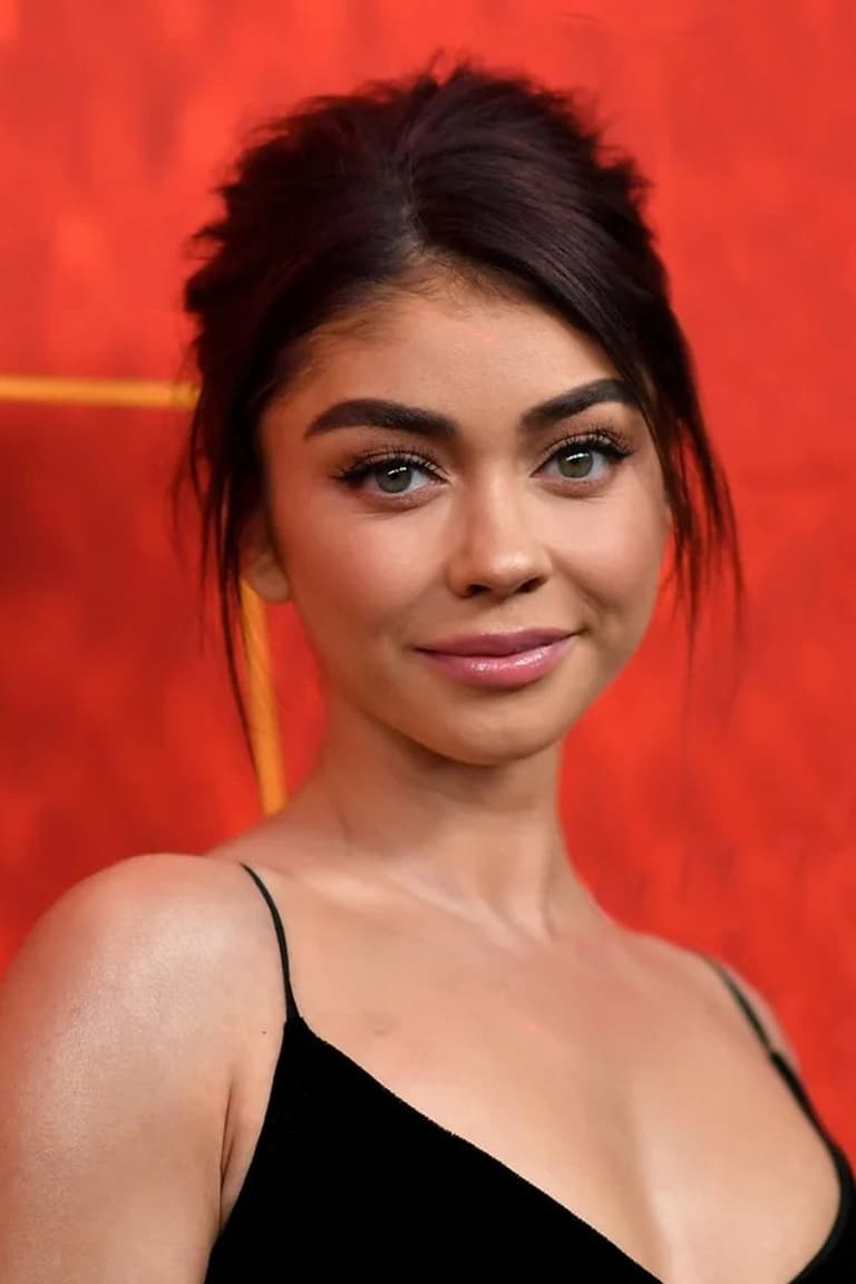 Actor Sarah Hyland