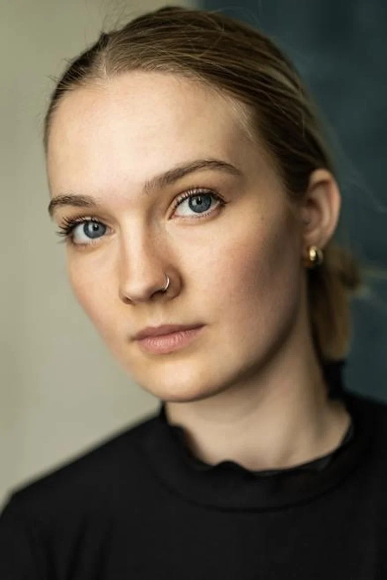 Actor Lois Baglin