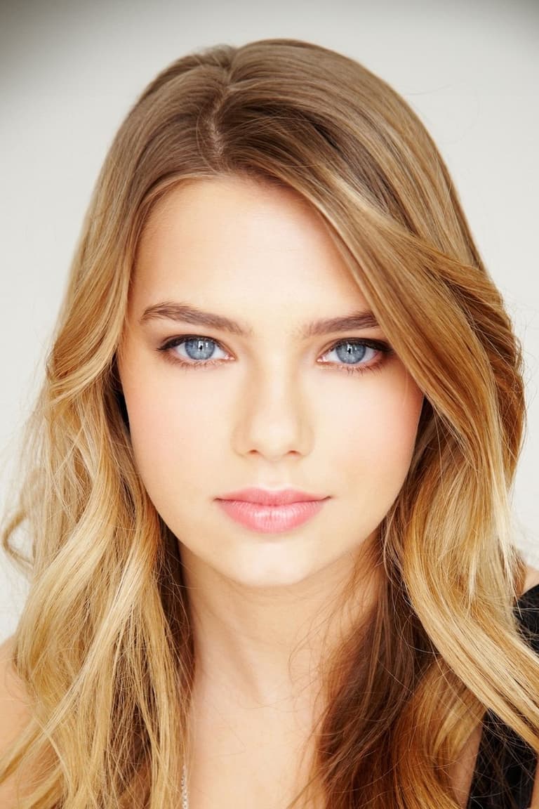 Actor Indiana Evans