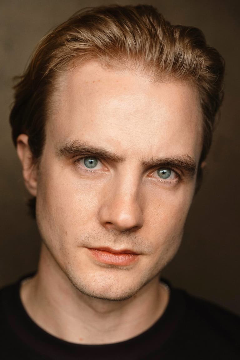 Actor Henry Ashton