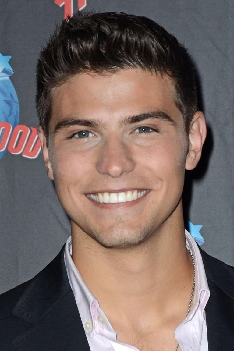 Actor Luke Bilyk