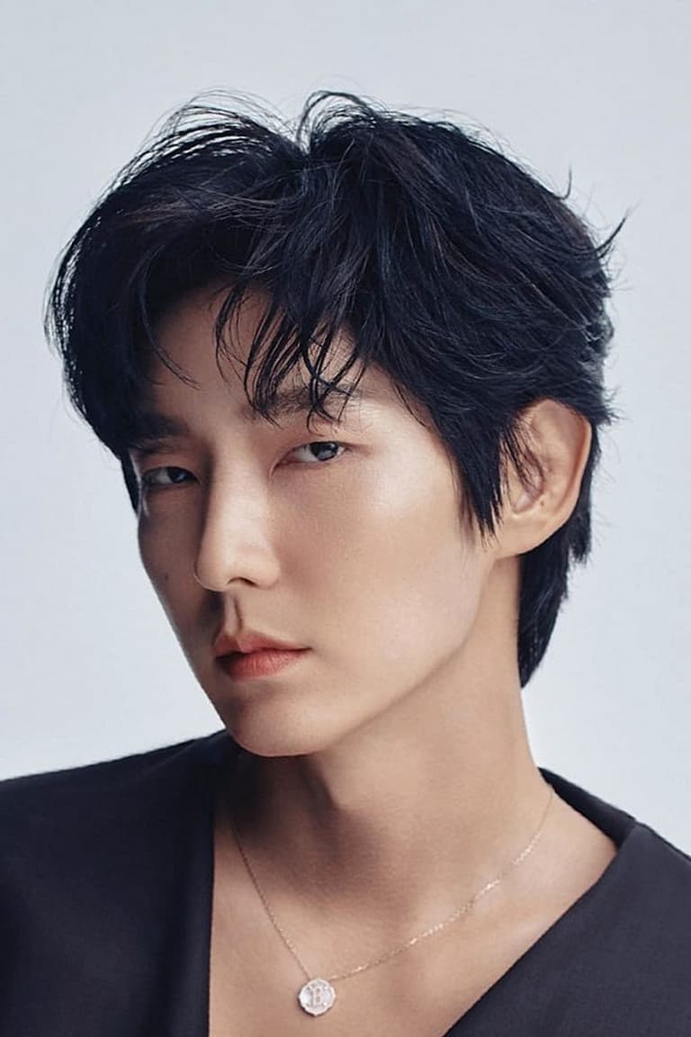 Actor Lee Joon-gi