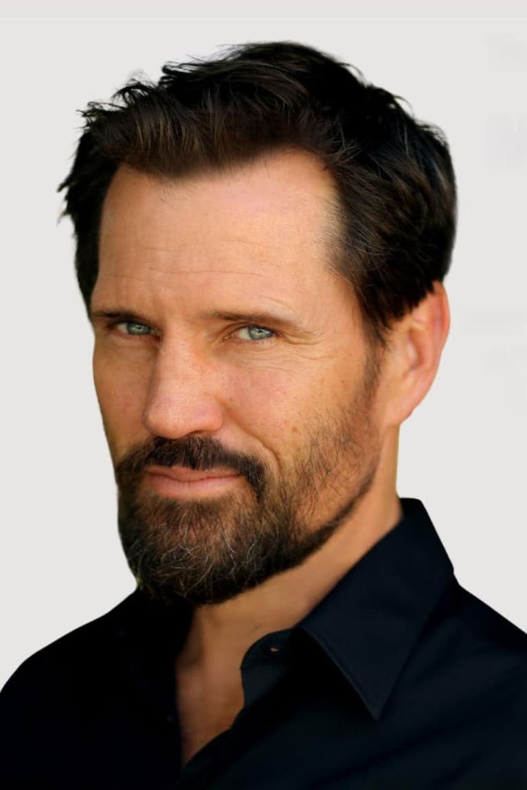 Actor Langley Kirkwood