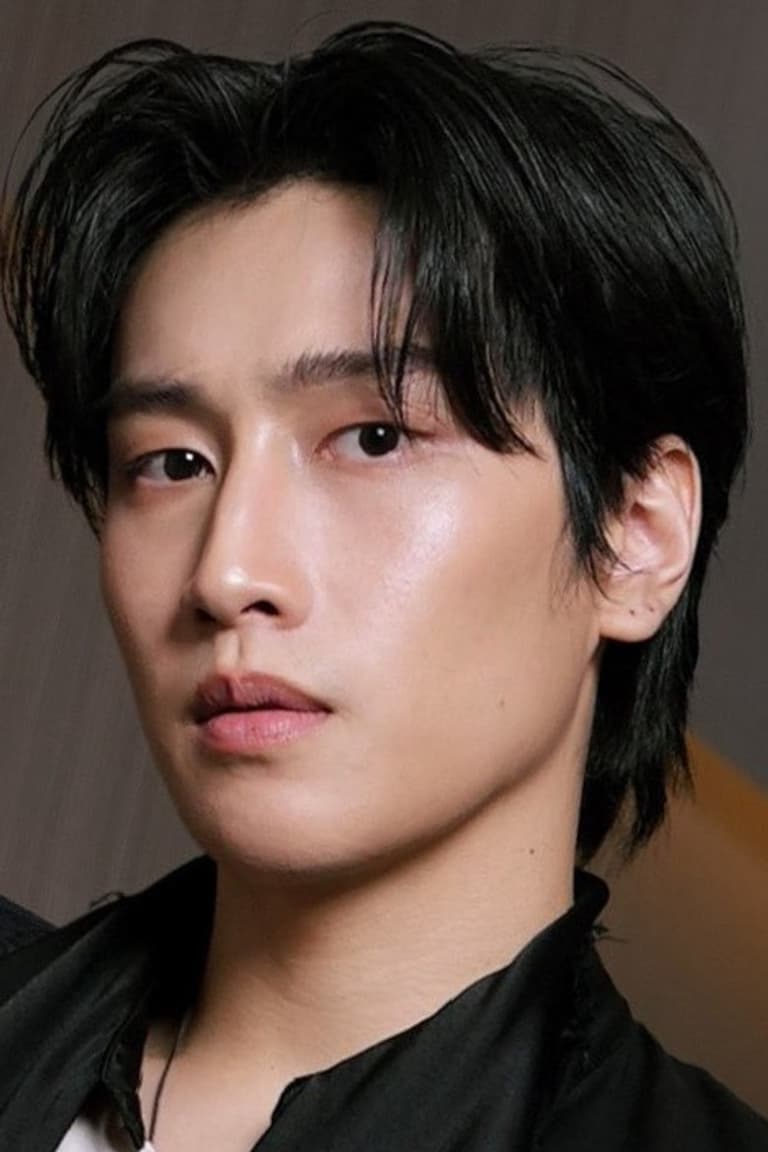 Actor วิชญ์ภาส สุเมตติกุล