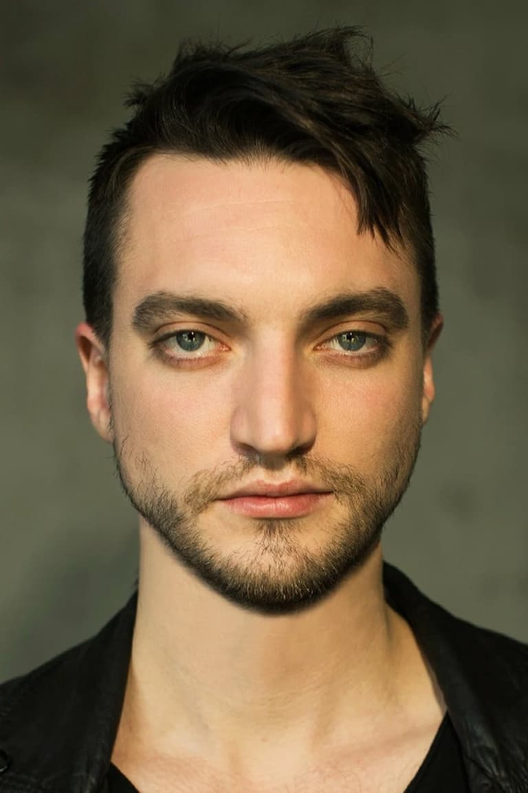 Actor Richard Harmon