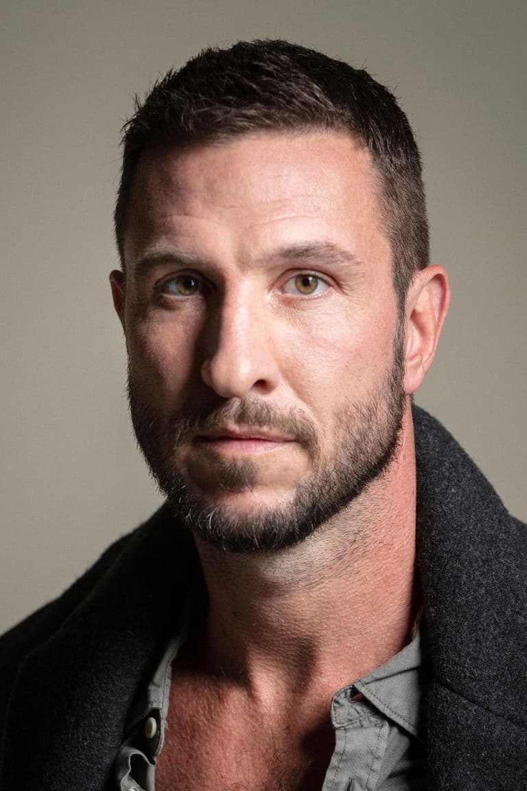 Actor Pablo Schreiber