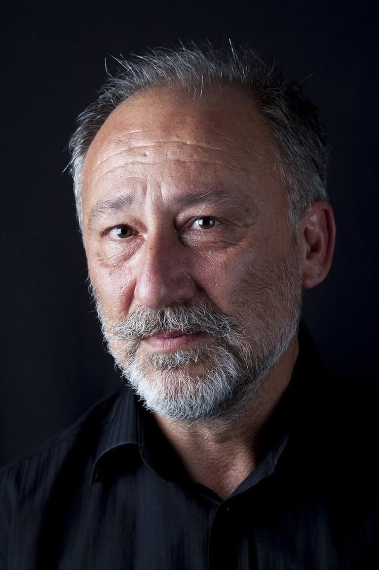 Actor Altan Erkekli