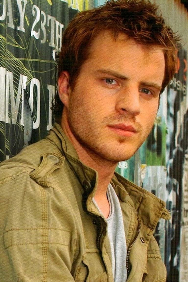 Actor Robert Kazinsky