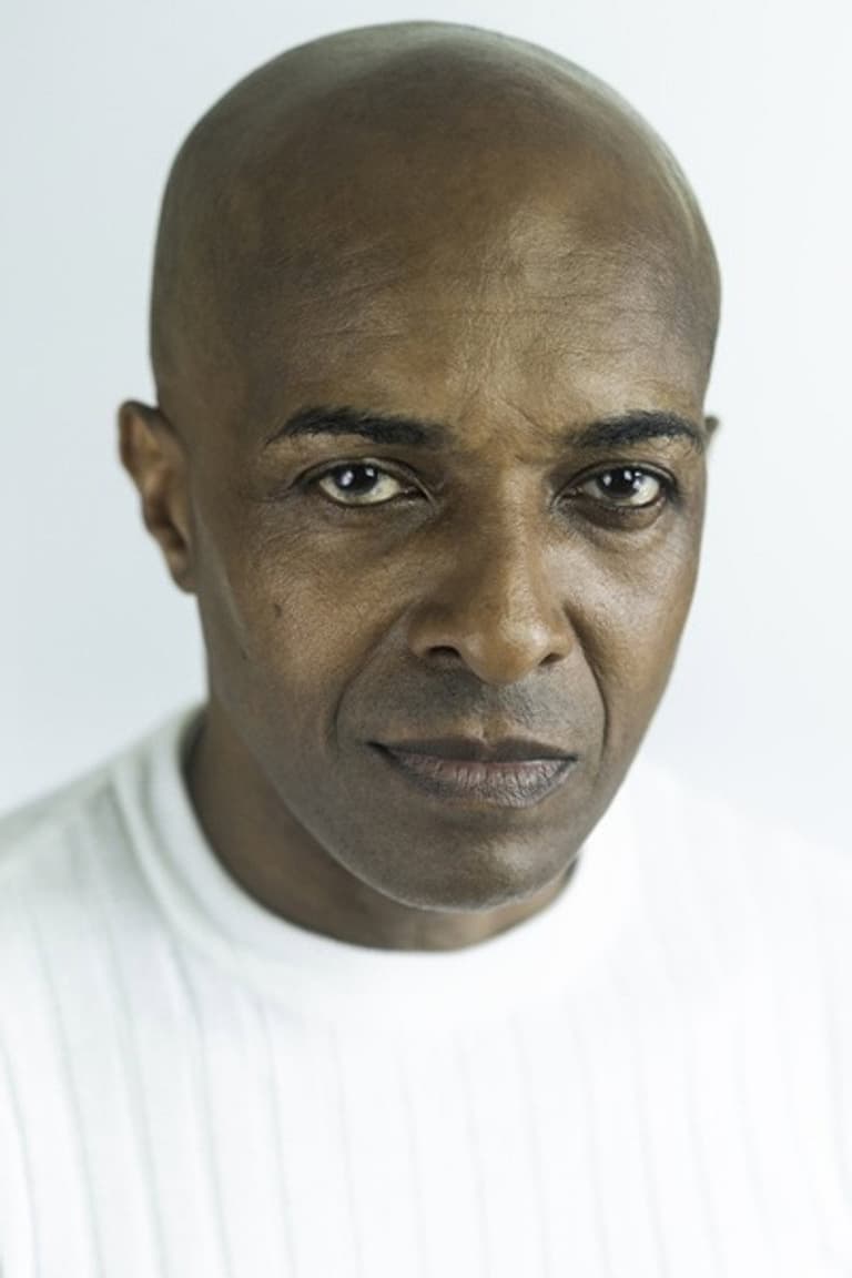 Actor Robert Grose