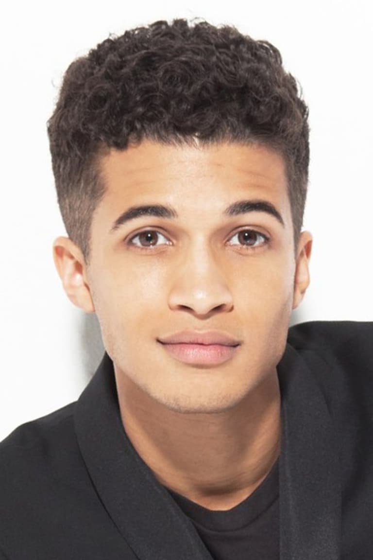 Actor Jordan Fisher