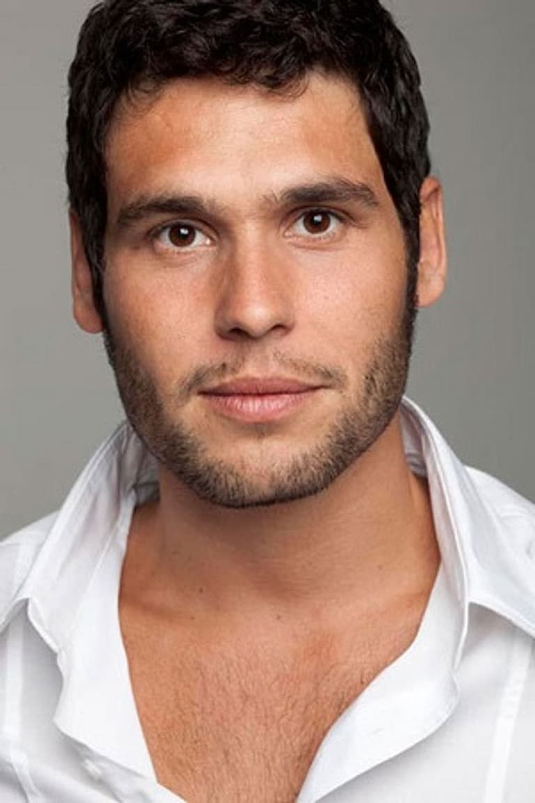 Actor Dudu Azevedo