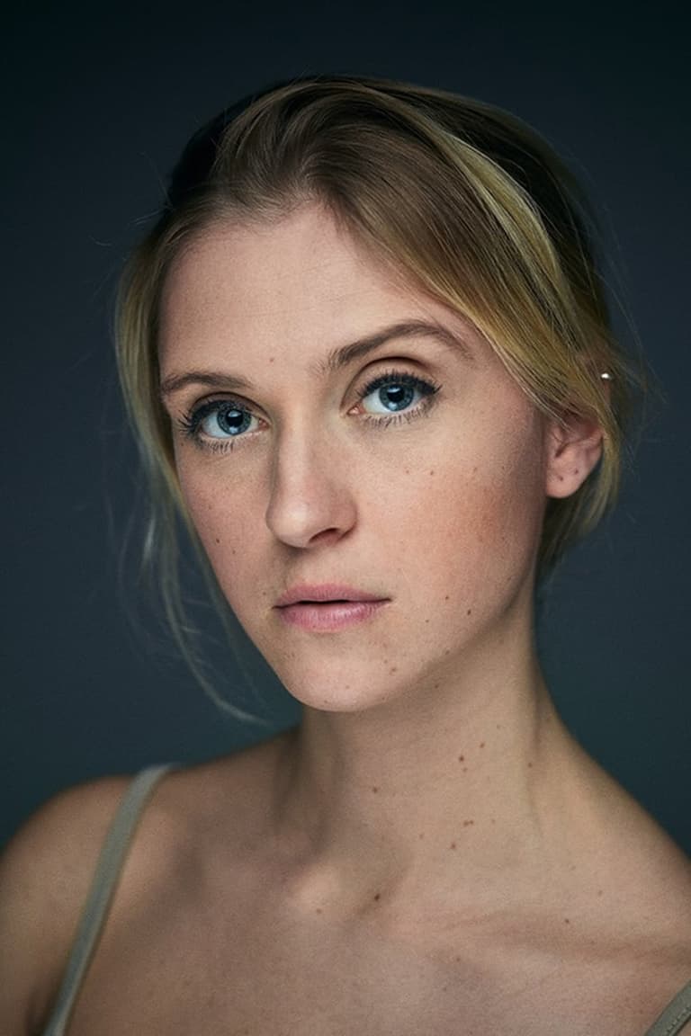 Actor Julia Sporre