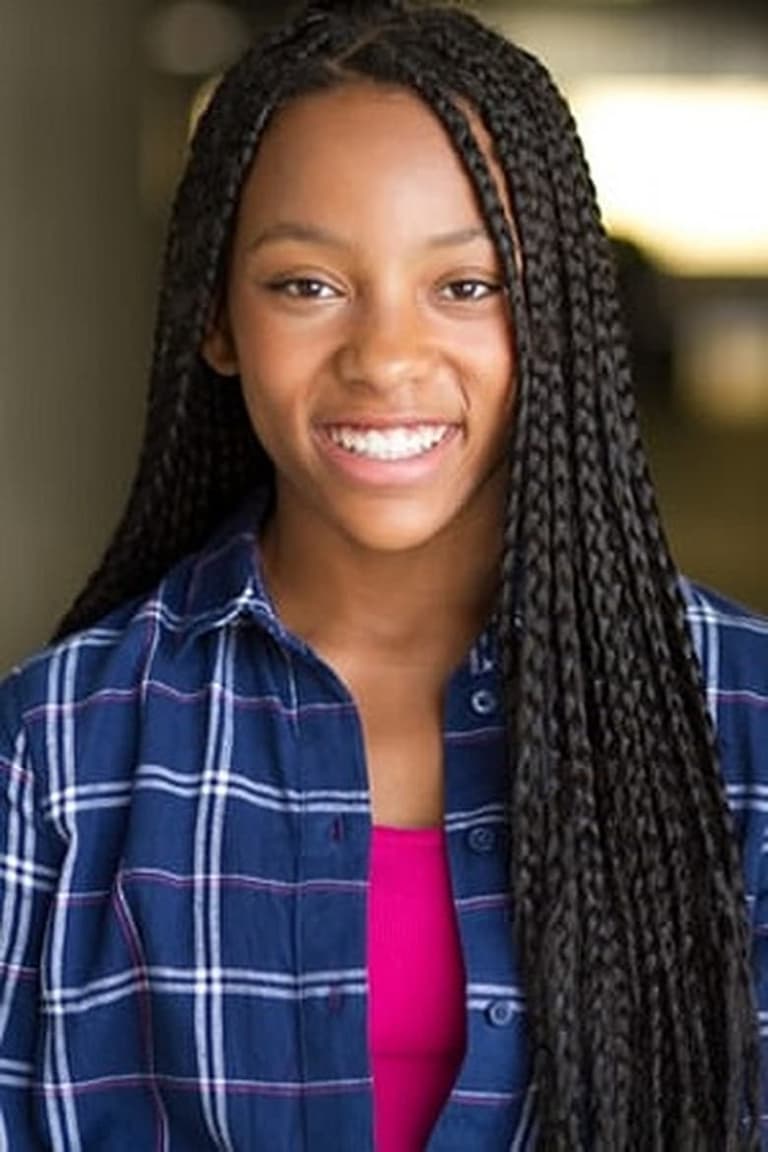 Actor Sydney Mikayla