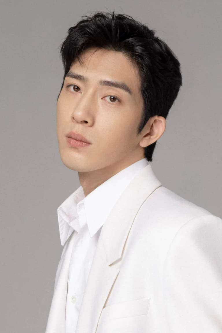 Actor 井柏然