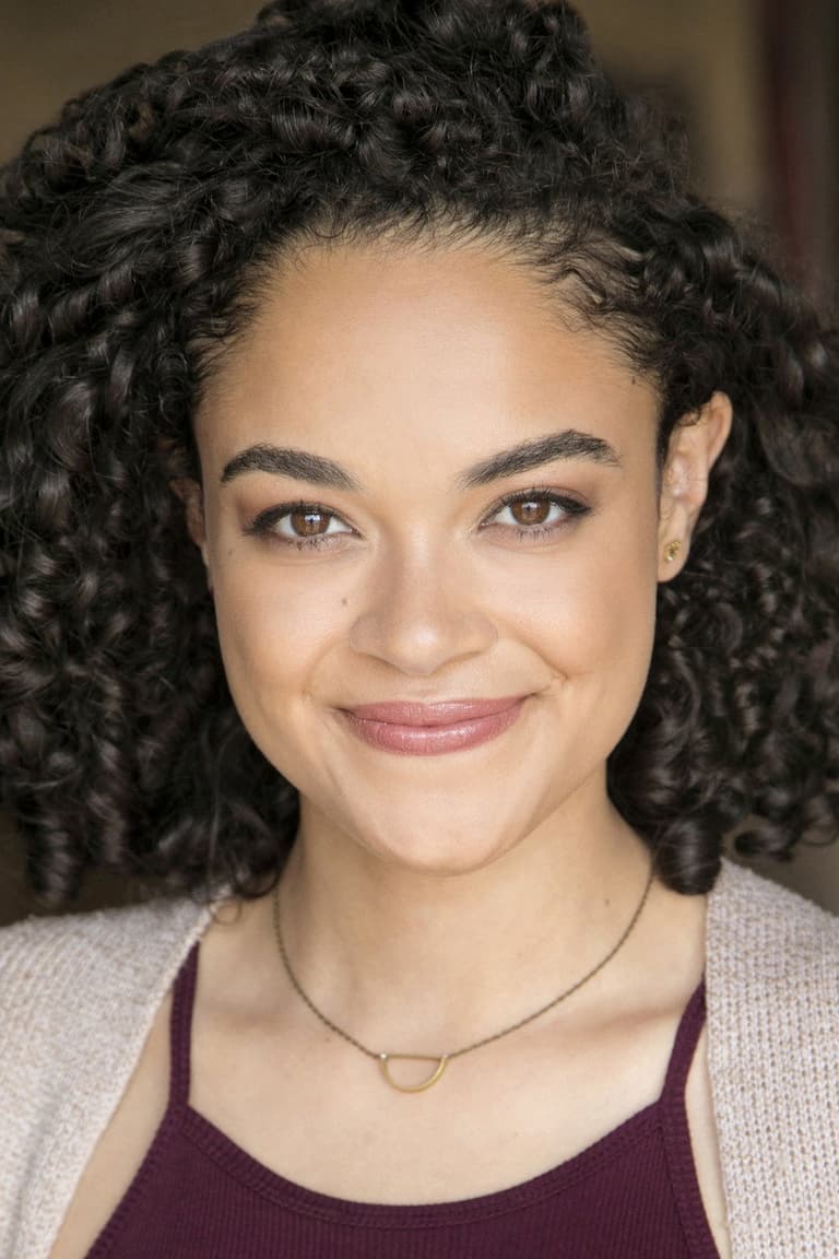 Actor Sarah-Nicole Robles