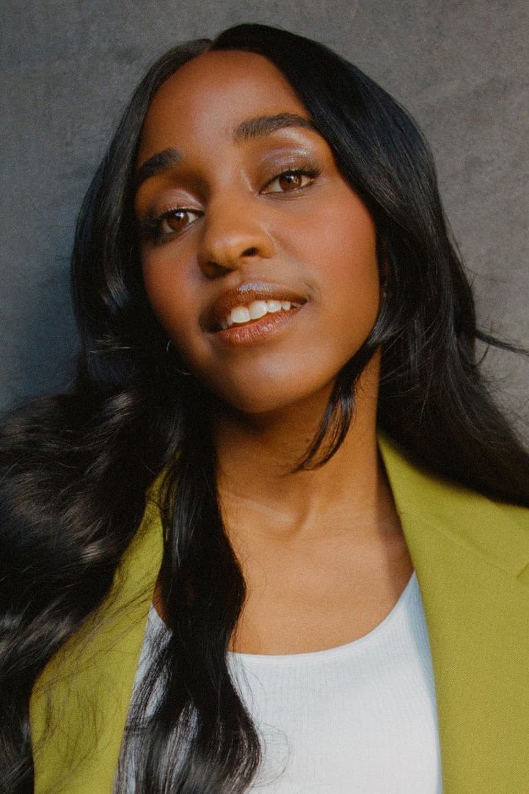 Actor Ayo Edebiri