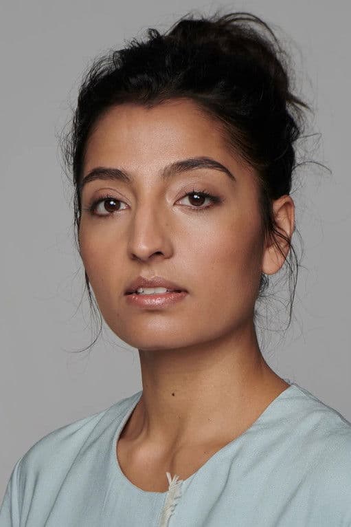 Actor Ellora Torchia