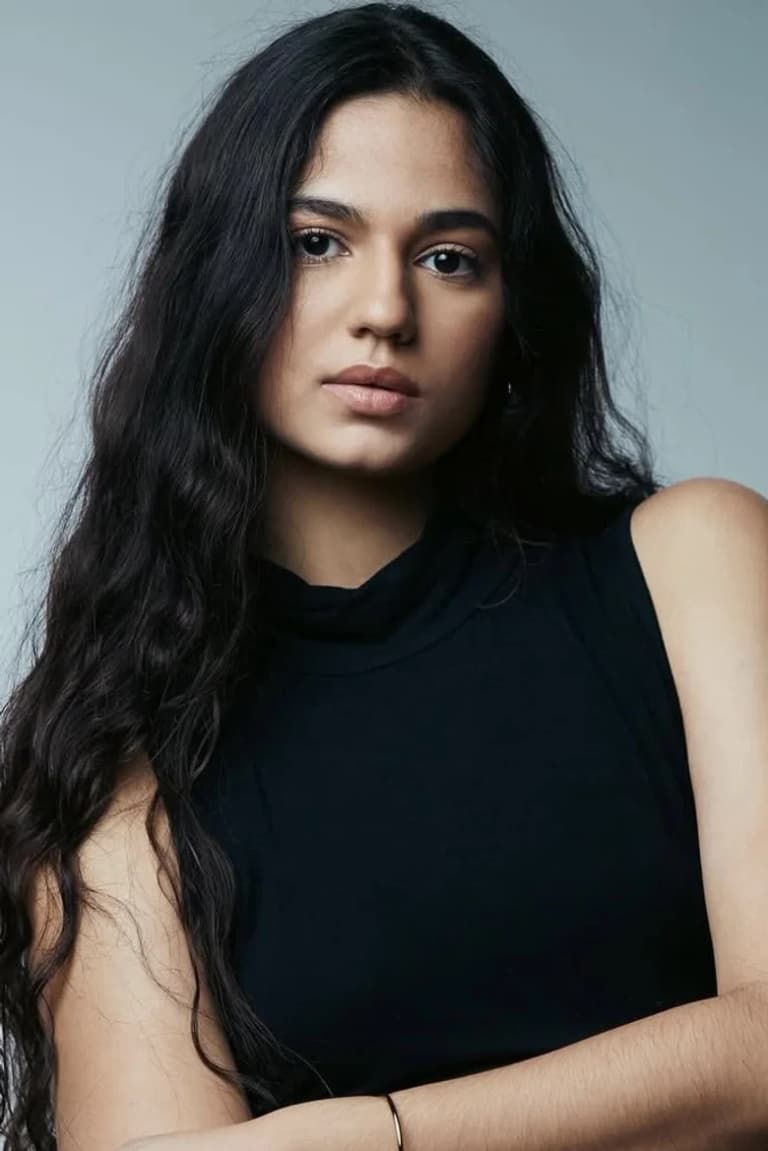 Actor Camila Issa
