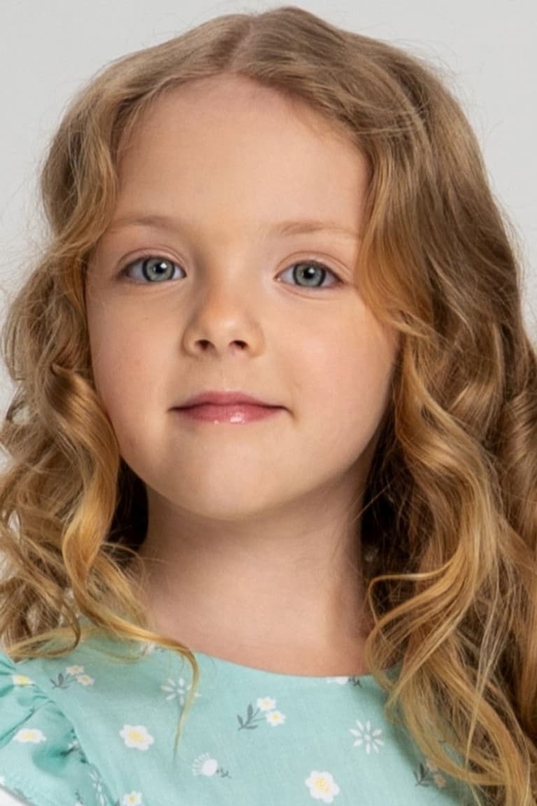 Actor Полина Карева