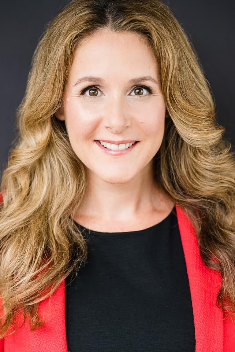 Actor Dina Pino