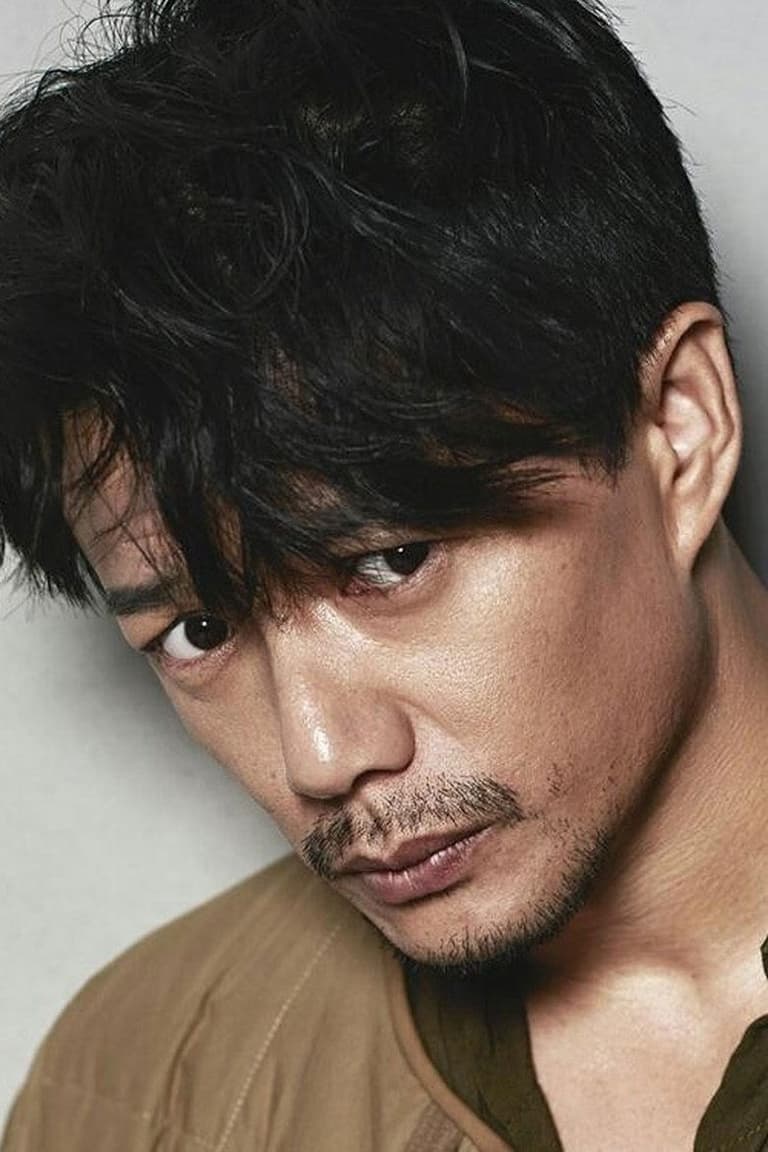 Actor Duan Yihong