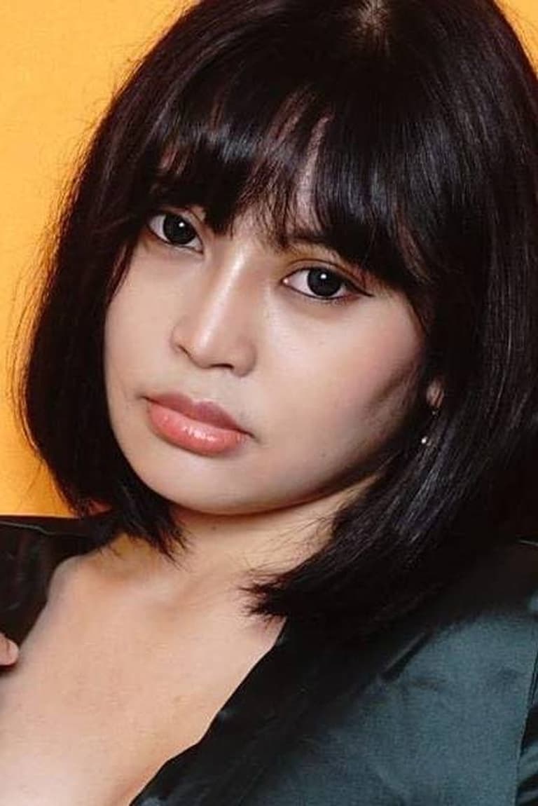 Actor Izza Watanabe