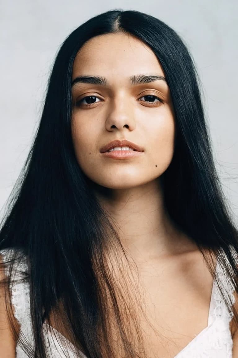 Actor Rachel Zegler