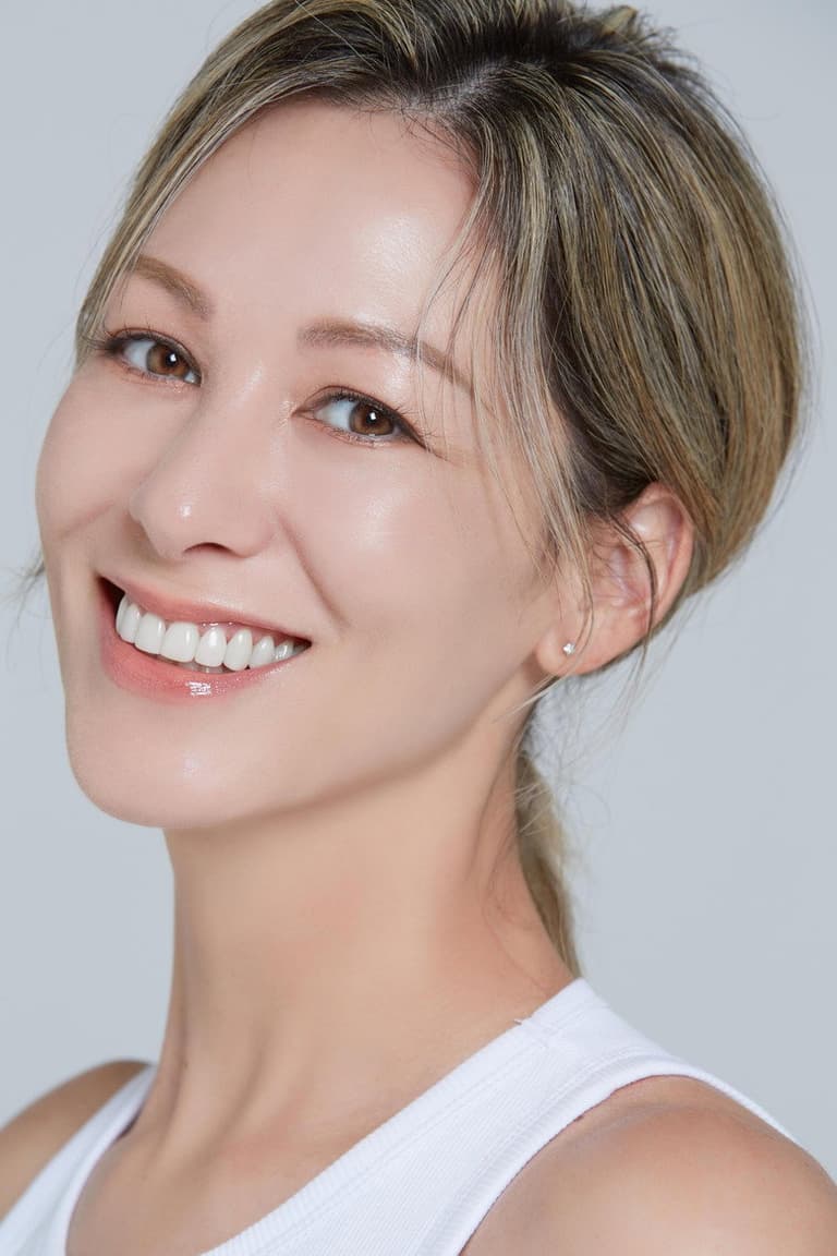 Actor Amy Aleha