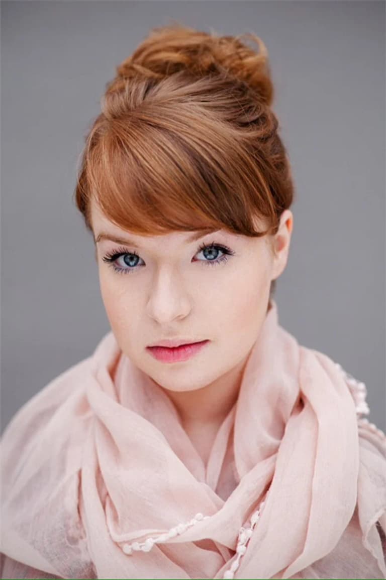 Actor Caitríona Ennis