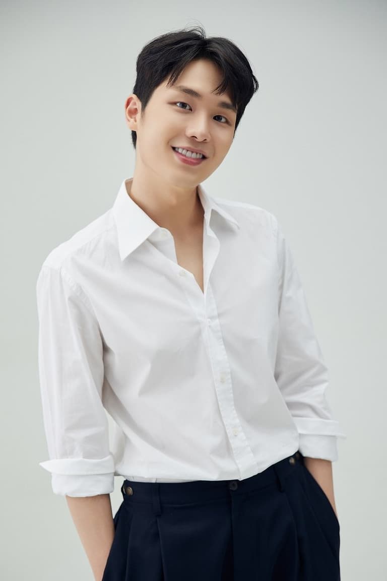 Actor Bae Hyeon-jun