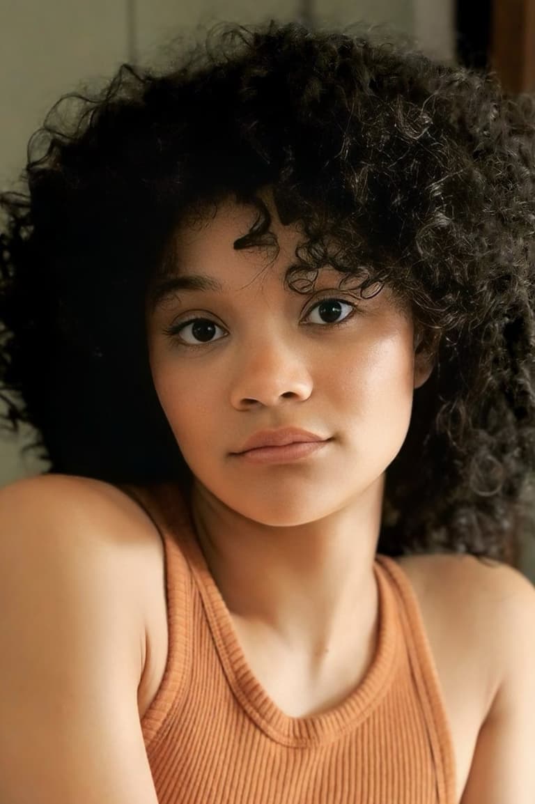 Actor Kylee Russell