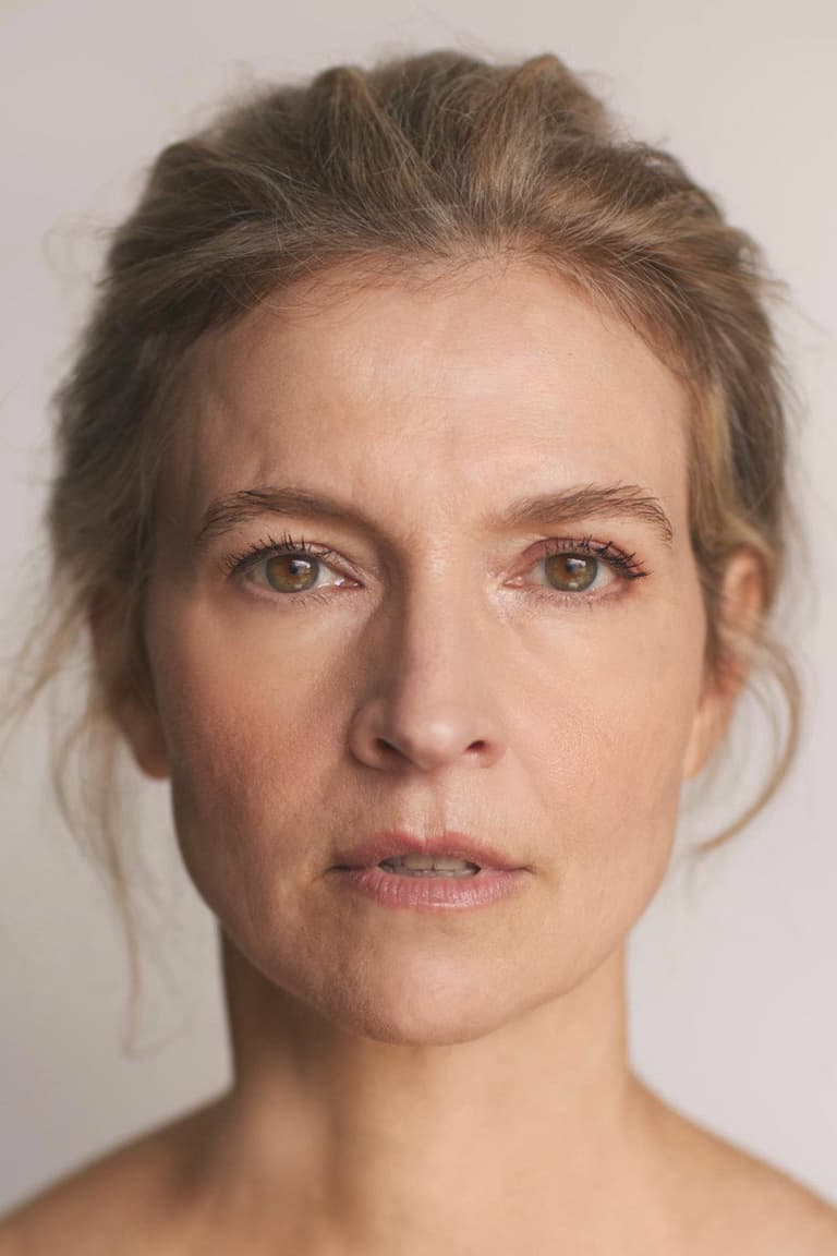 Actor Tandi Wright