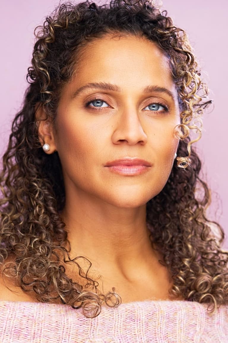 Actor Talia Thiesfield