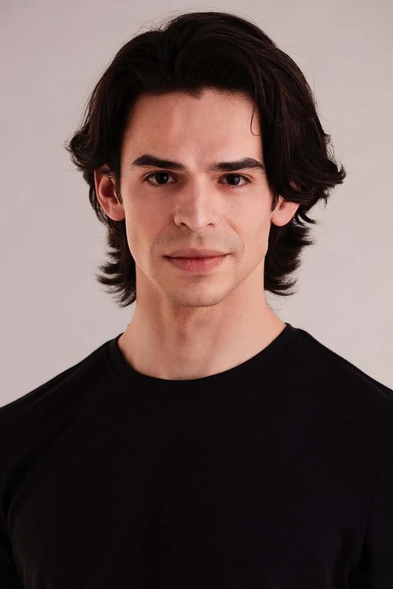 Actor Hunter Cardinal